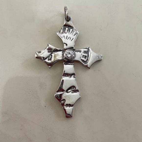 Sterling Silver Cross with AAA CZ accent stone - Picture 2 of 6